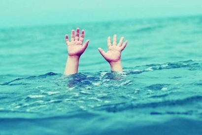 مقصران مرگ ۲ کودک نوکنده‌ای معرفی شدند/ آبان ماه امسال 2 کودک  7 و 4 ساله در  گودال آب در رودخانه‌ای در شهر نوکنده استان گلستان غرق شدند.