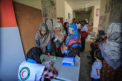 پزشکان کرمانی سیل‌زدگان آق قلا را درمان می‌کنند