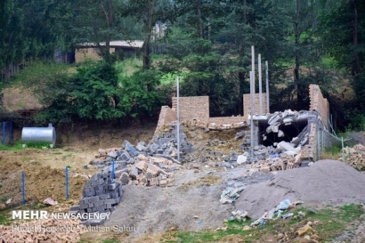 ۱۰ سازه در حریم و بستر رودخانه زیارت گرگان تخریب شد