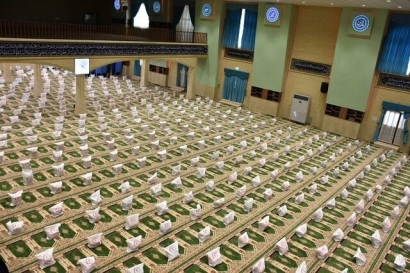 اهدای ۱۰ هزار بسته لوازم‌التحریر به دانش آموزان نیازمند گلستان
