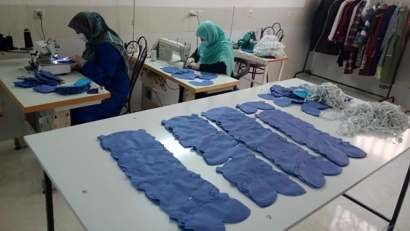 تولید بیش از ۶۵ هزار ماسک و کاور بهداشتی توسط هنرمندان صنایع‌دستی گلستان