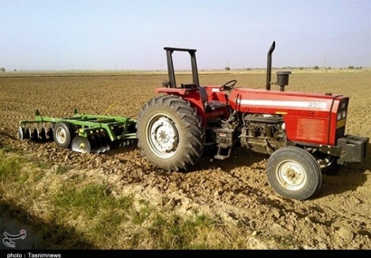 واگذاری ۱۱۵ دستگاه تراکتور دولتی به کشاورزان گلستانی