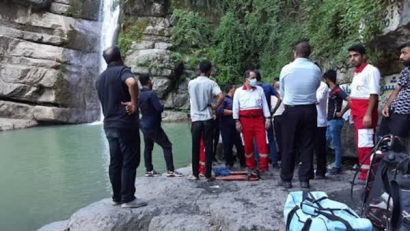 سقوط مسافر مشهدی از ارتفاعات آبشار شیرآباد
